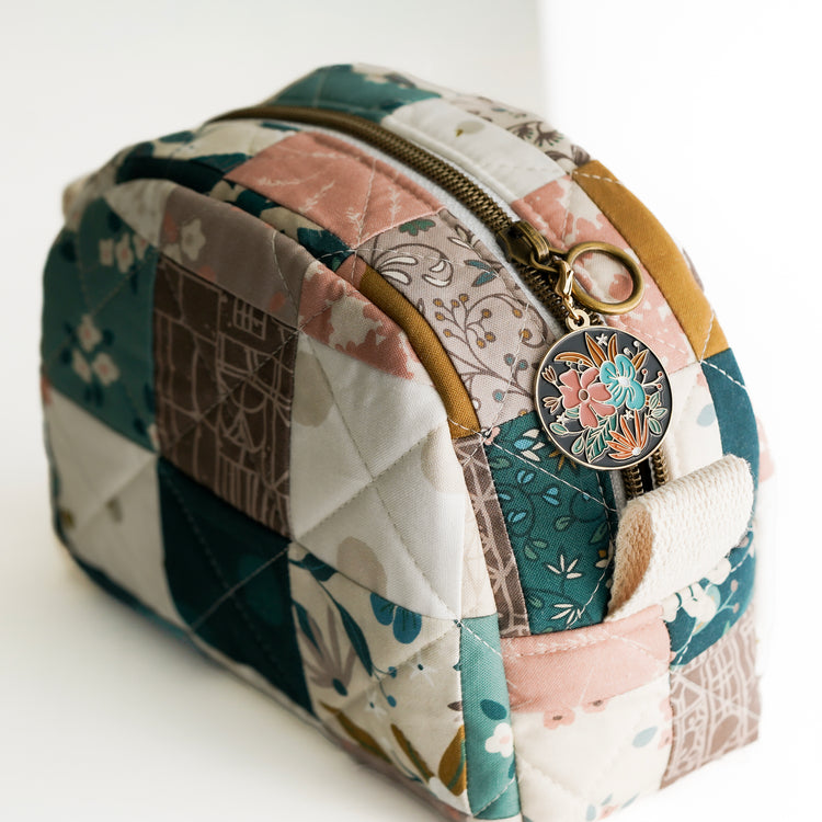 Decorative Zipper Pull Charms for Bags & Pouches