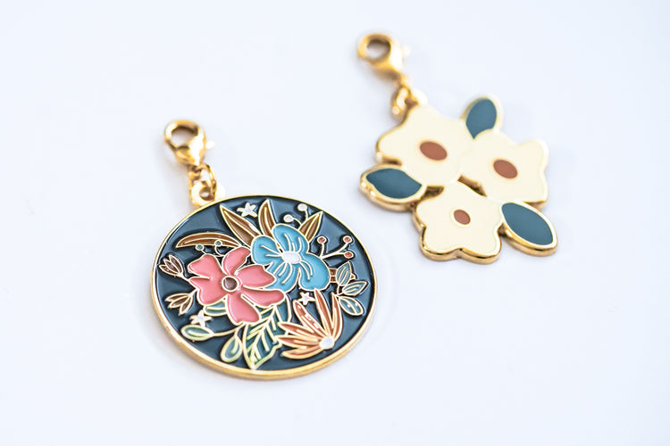 Decorative Zipper Pull Charms for Bags & Pouches