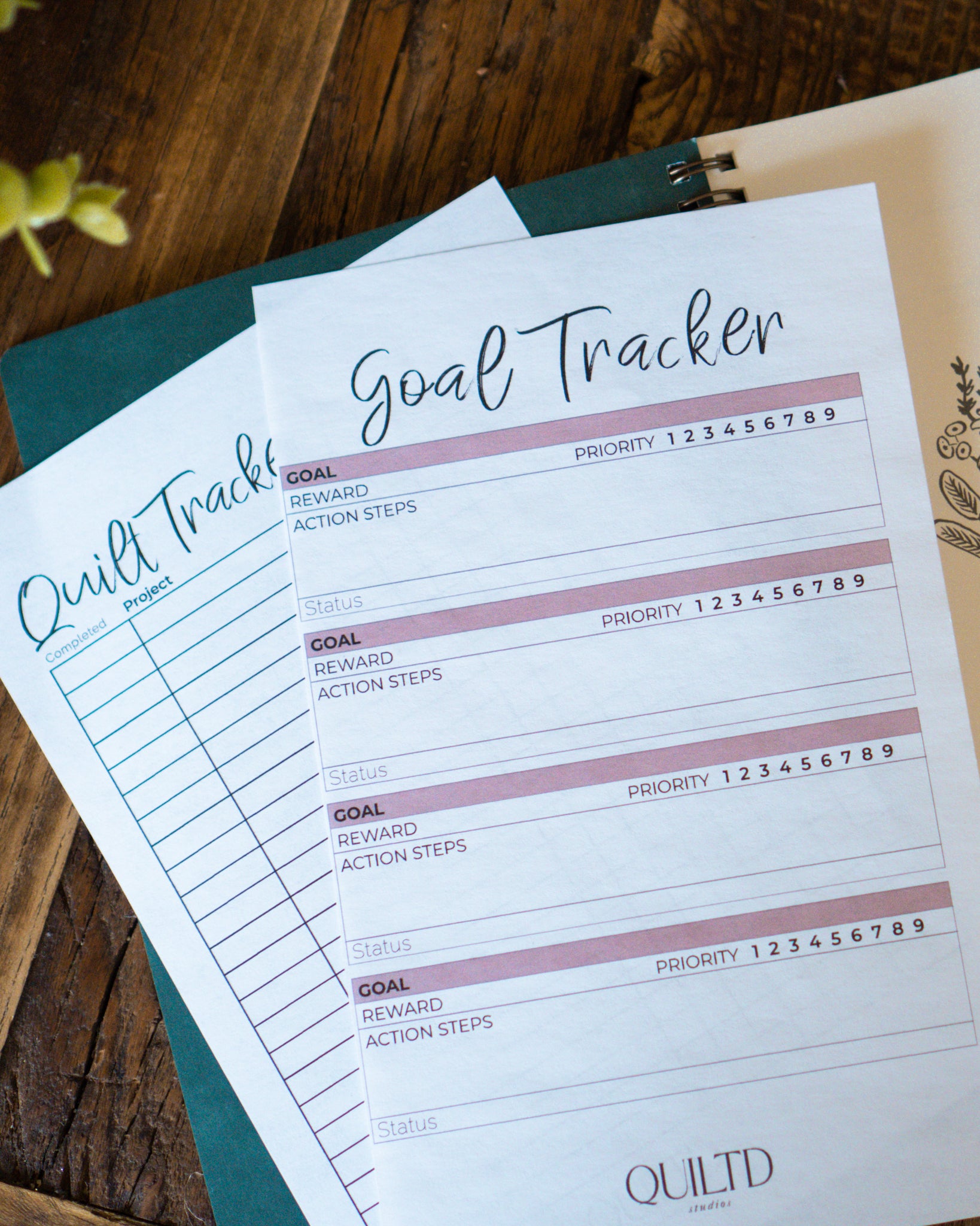 FREE Quilt Tracker and Goal Tracker + Mini Versions PDF Download ...